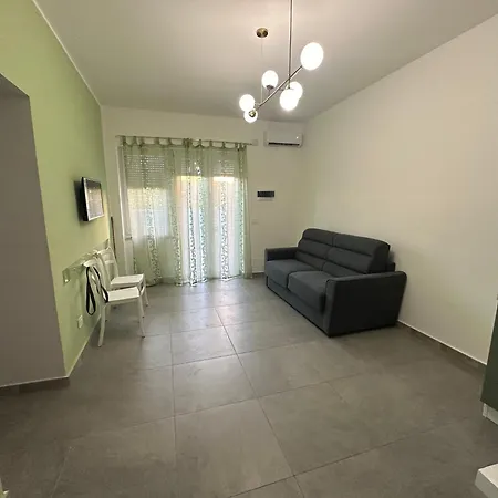 Nathouse Apartmán Villafranca Tirrena
